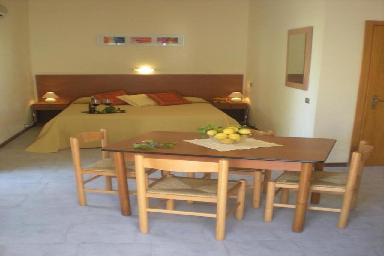 גיארדיני נאקסוס Villaggio Artemide מראה חיצוני תמונה