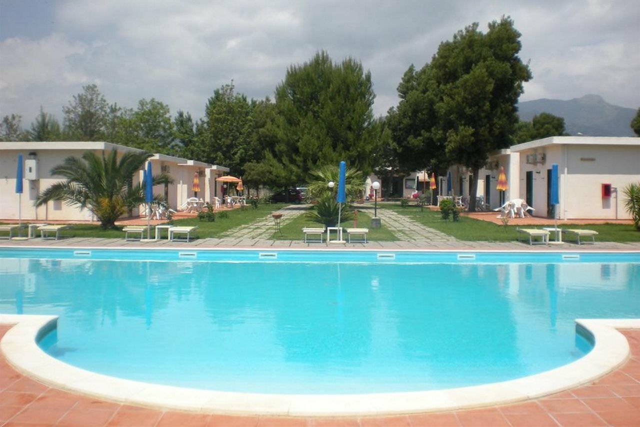 גיארדיני נאקסוס Villaggio Artemide מראה חיצוני תמונה
