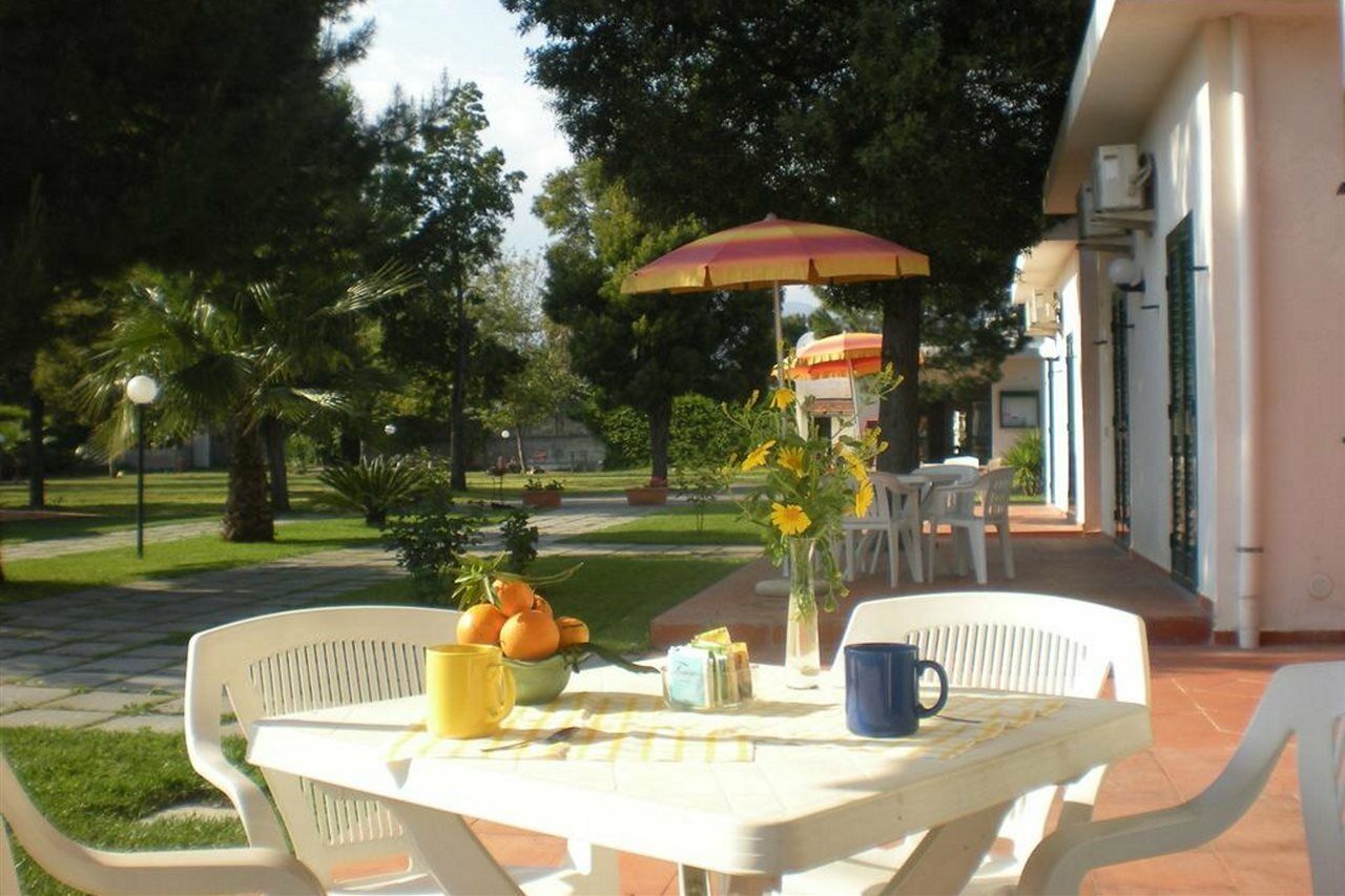 גיארדיני נאקסוס Villaggio Artemide מראה חיצוני תמונה